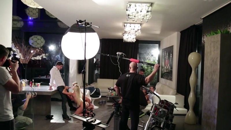 Секс за кадром! Только для истинных любителей качественного порно